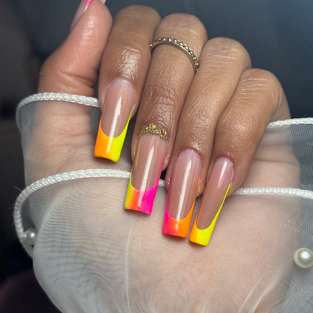 Alice Nails 3